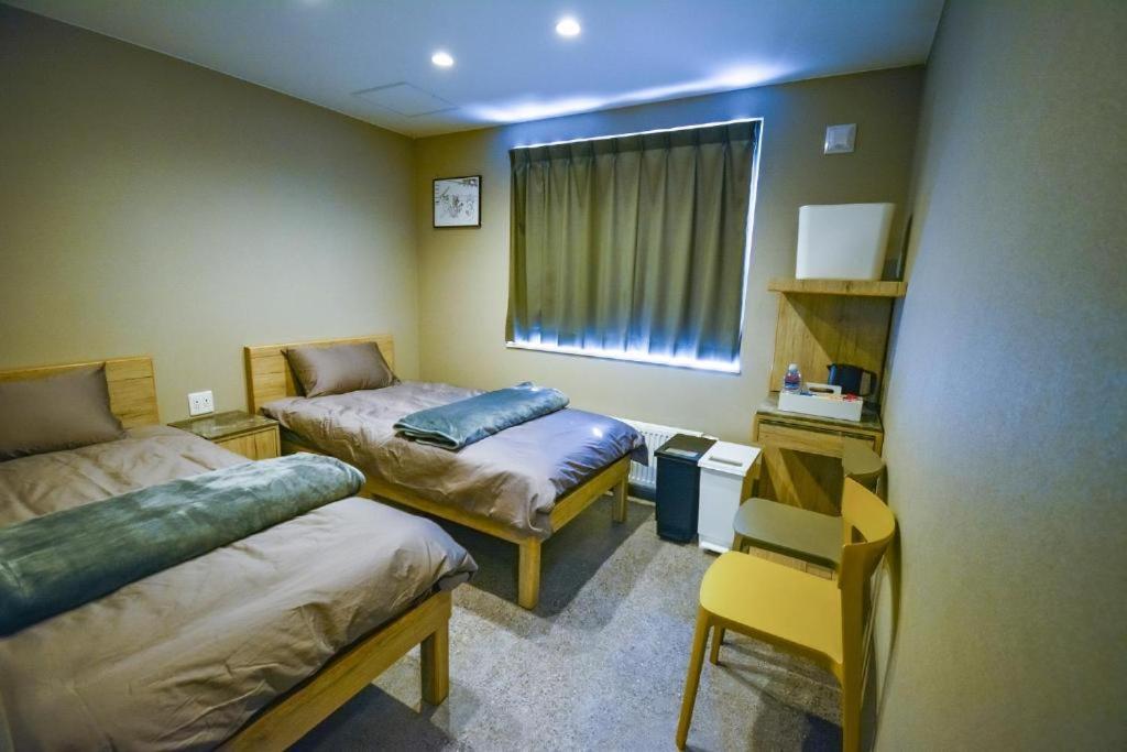 Qfox Ruby Hotel Niseko Bagian luar foto